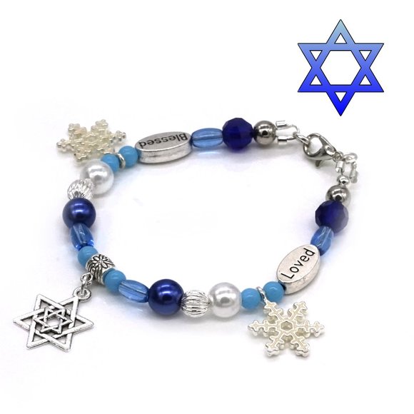 Bracelet with Hanukkah holiday theme. Star of David. - Picture 1 of 3